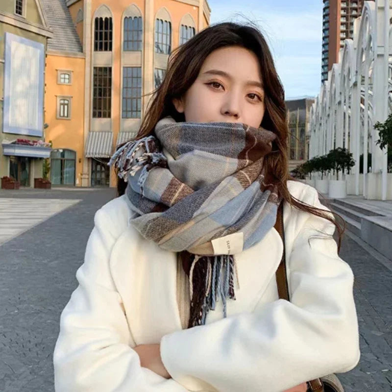 Scarf female winter Korean version of everything with British classic checker thickened students autumn winter male neck warm lo