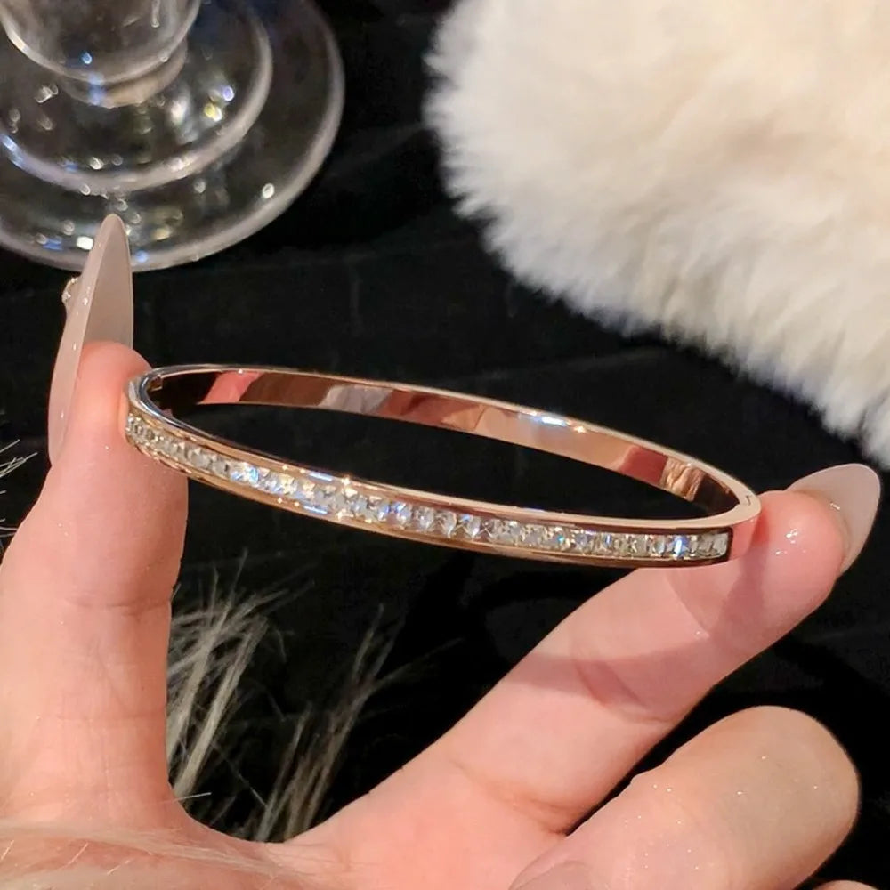 Simple Style Bangle